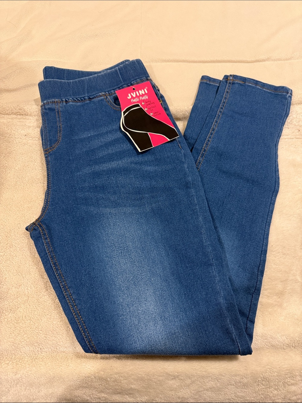 NWT Jvini low rise jean jeggings, medium.
